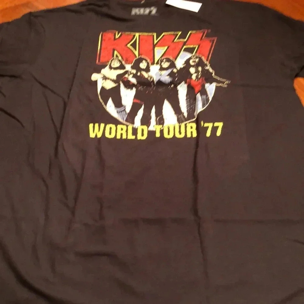 Kiss Original Members 1977 World Tour Tee Shirt - Picture 4 of 6